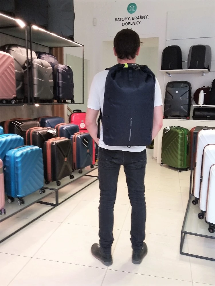 Review XD Design Bobby Urban Lite