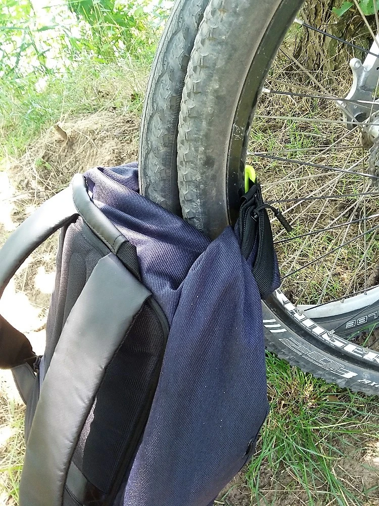Review XD Design Bobby Urban Lite