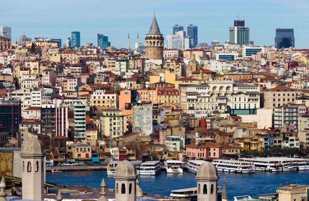 Istanbul en de Galatatoren - de ideale plek voor een spannende zomervakantie